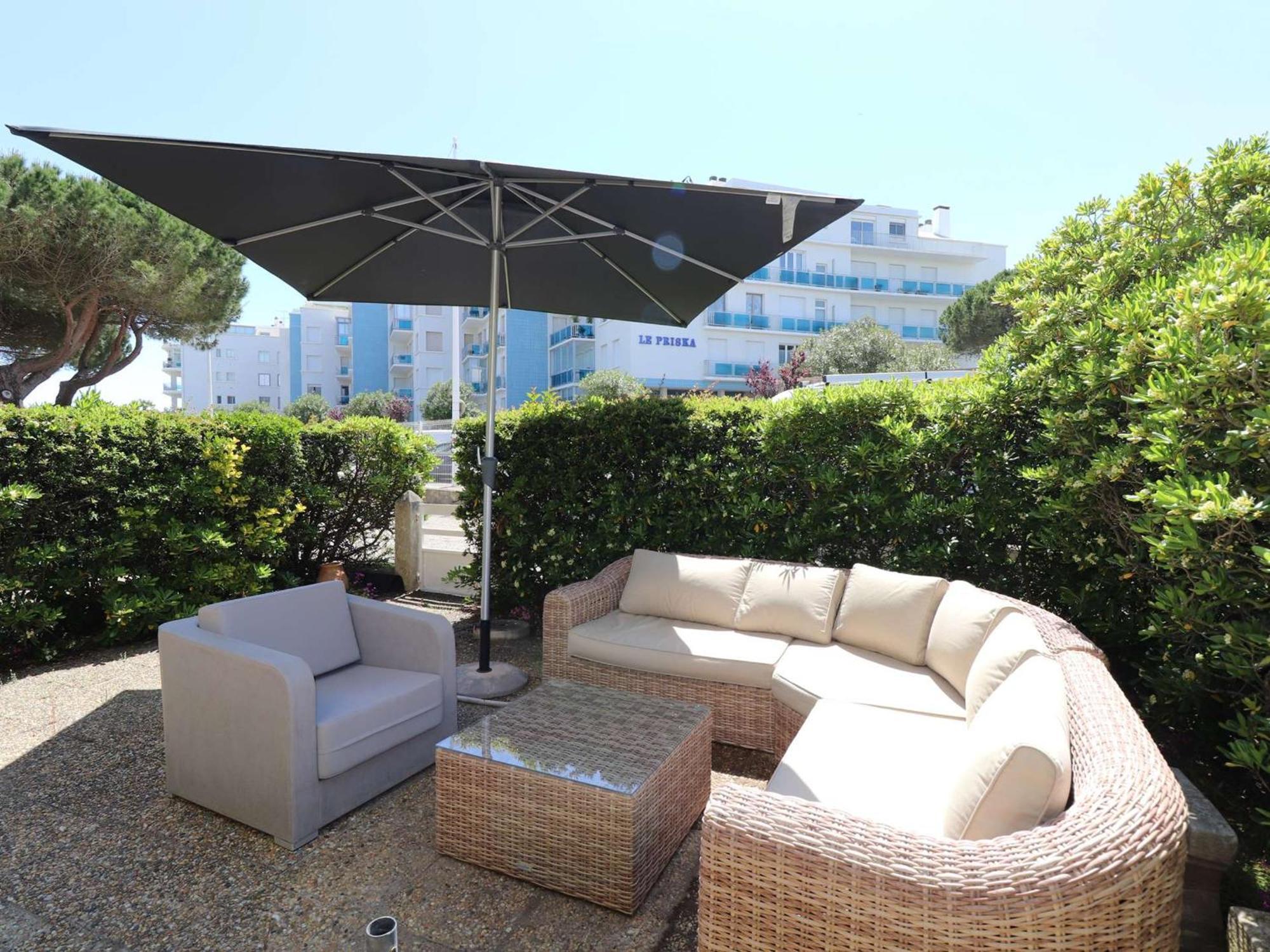 3 Pieces Climatise Avec Terrasse, Parking Prive, A 100M De La Plage, 7 Couchages - Fr-1-307-148 Le Grau-du-Roi Exterior foto